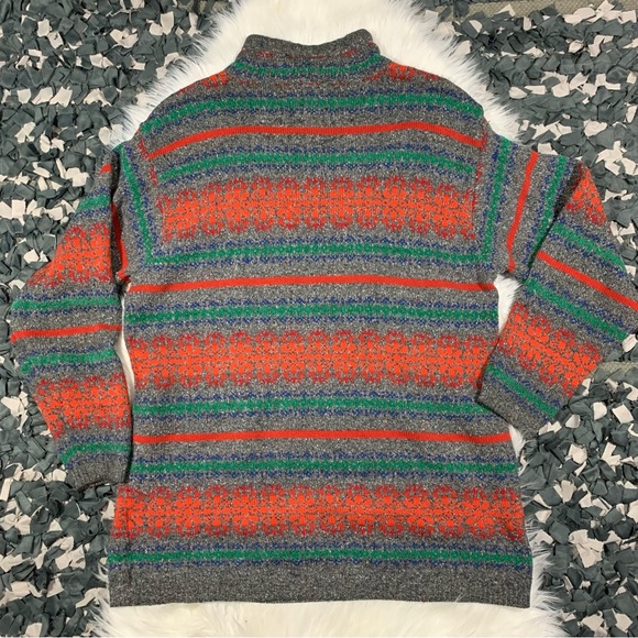 Vintage Liz Wear faux wool sweater - Picture 2 of 2